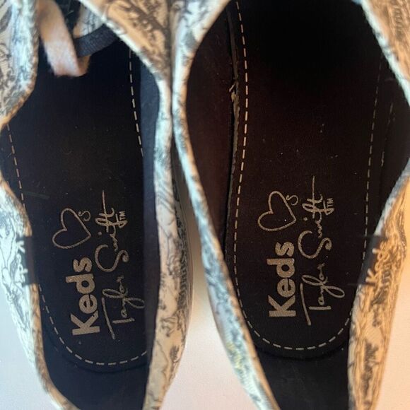 Taylor Swift Keds Size 9.5 Womens Shoes Unicorn Black White Lace Up Sneakers - Picture 3 of 10